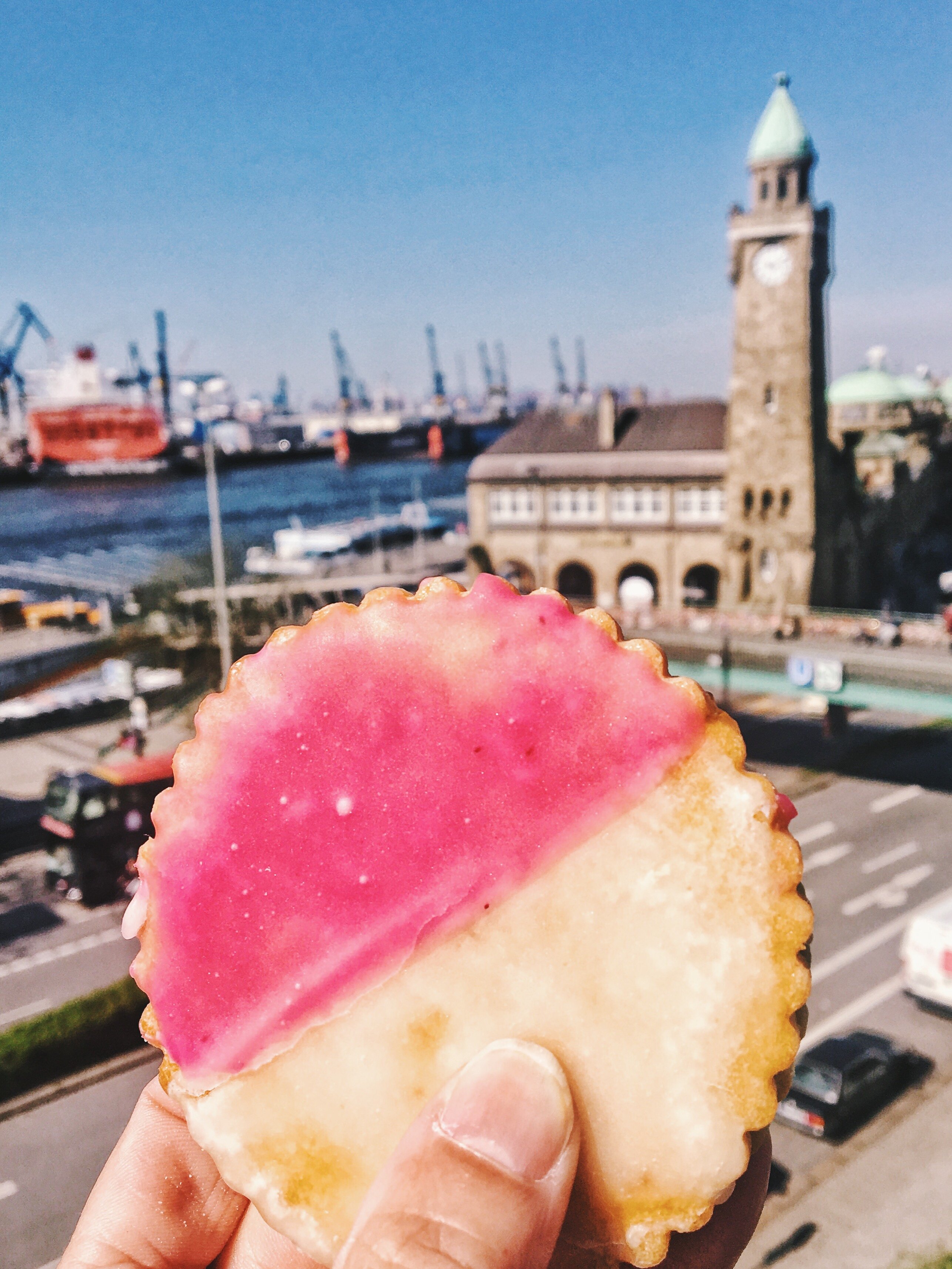 Local Food Hamburg: Hanseat Landungsbrücken 