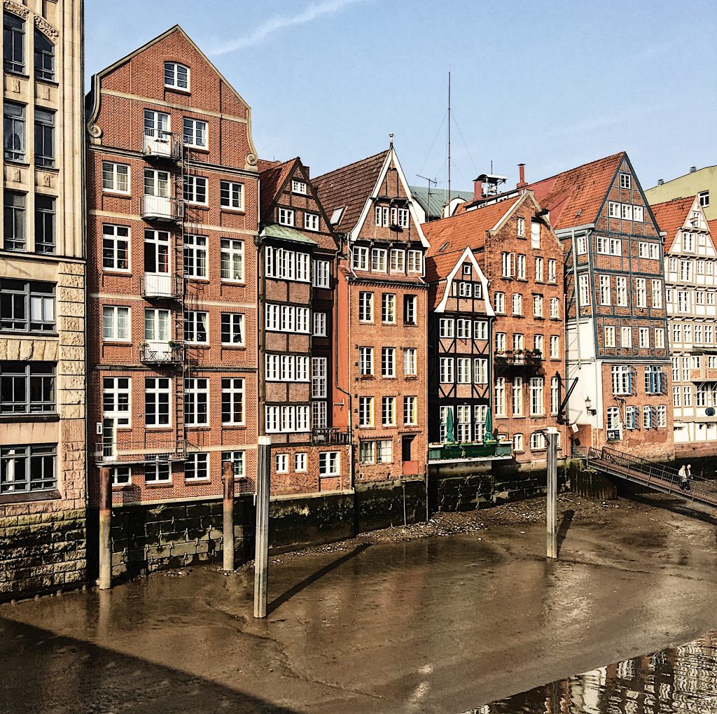 Hamburgs Kanäle: Nikolaifleet mit Fachwerkhäusern (Foto: Susanne Krieg)